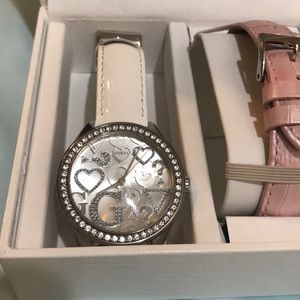 Guess watch with changeable strap